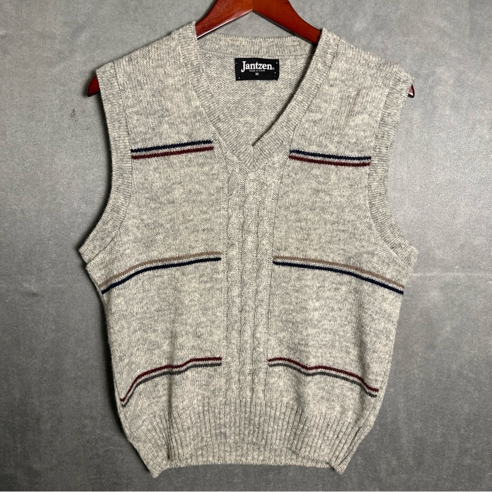 Jantzen Sweater Vest Men’s Size Medium Wool Blend Scotch Tumbler V-Neck USA NWT